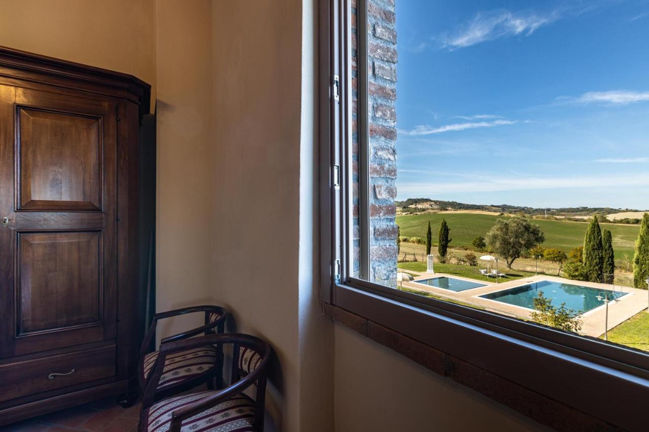 Appartamento In Casale Con Piscina Casa I Pavoni Кьянни Экстерьер фото