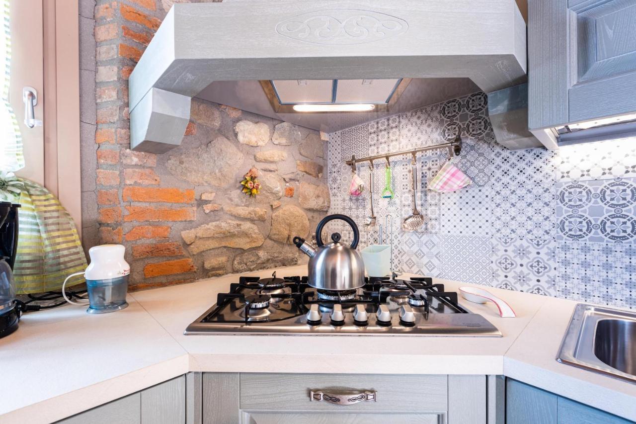 Appartamento In Casale Con Piscina Casa I Pavoni Кьянни Экстерьер фото