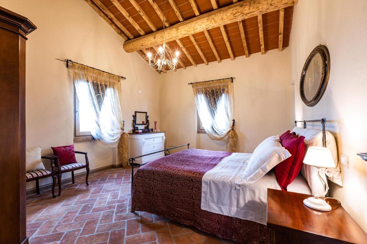 Appartamento In Casale Con Piscina Casa I Pavoni Кьянни Экстерьер фото