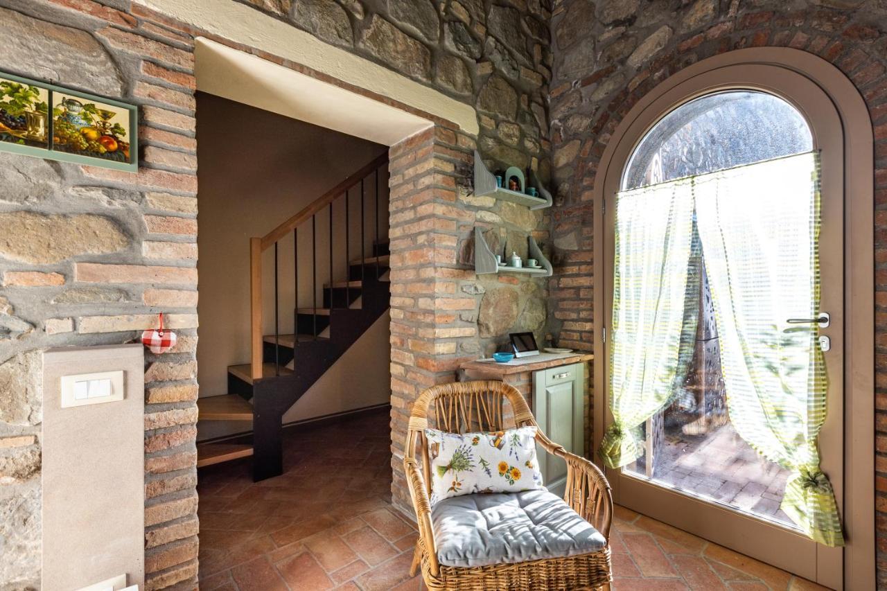 Appartamento In Casale Con Piscina Casa I Pavoni Кьянни Экстерьер фото